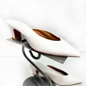 ASOS DESIGN White Pointed Toe Mules Size 7